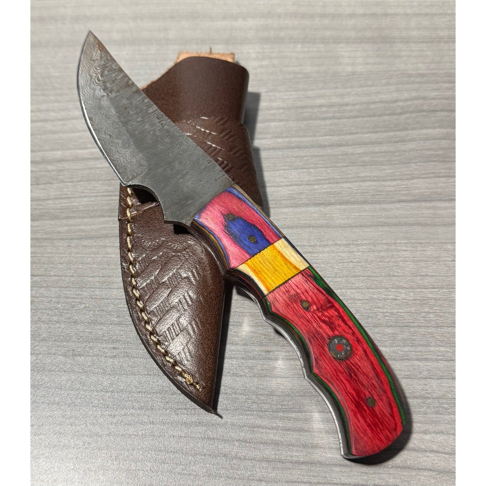 Handmade Damascus Steel Fixed Blade Skinner w/ Sheath