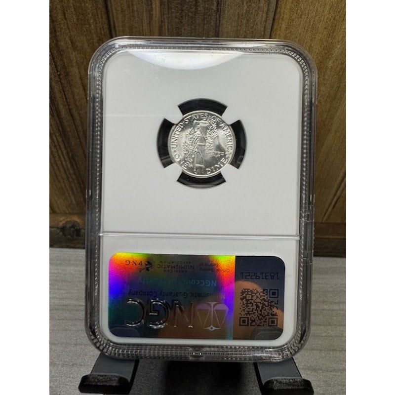 1940 ~ 10c Mercury Dime ~ NGC MS66 FB