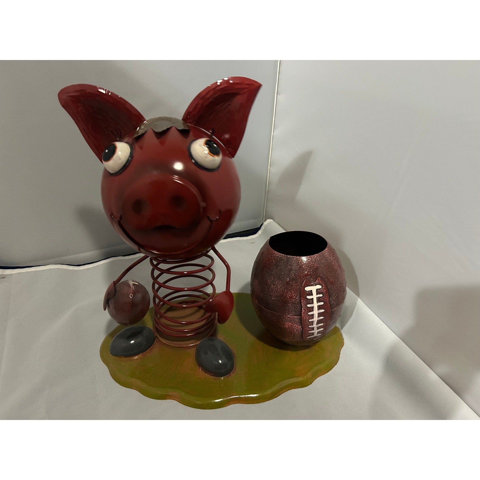 Arkansas Razorback ~ Bobble Head Desk Pen Holder
