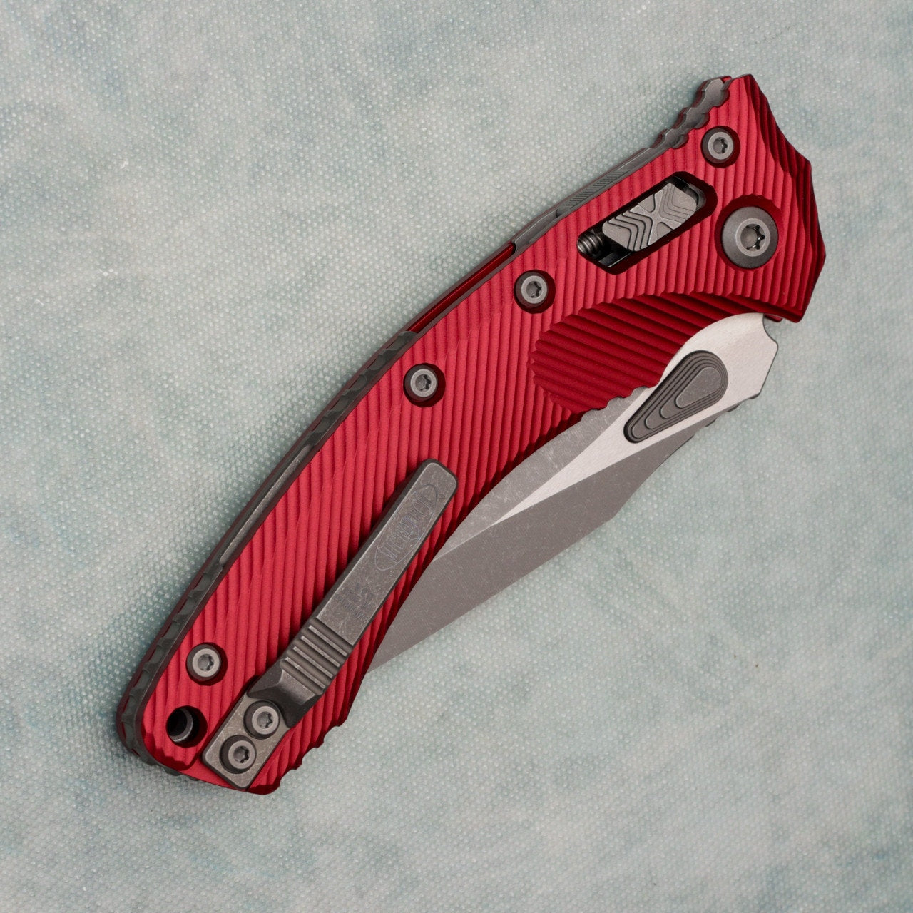 Microtech ~ Amphibian RAM-LOK S/E Fluted Merlot Aluminum ~ 137RL-10APFLMR