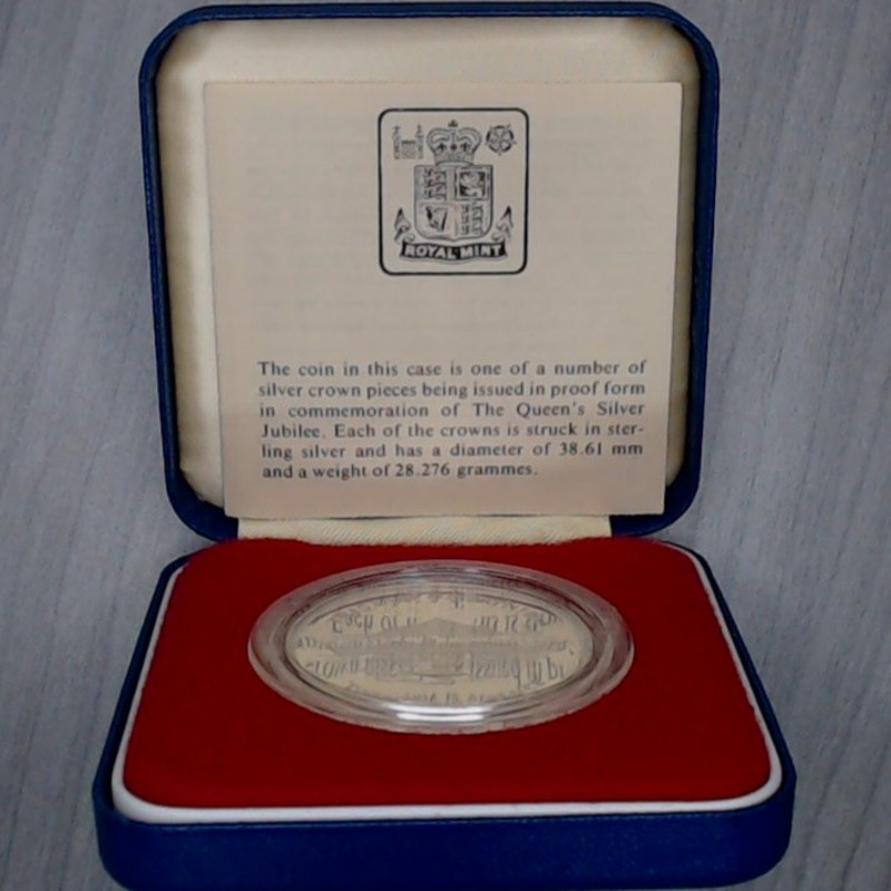 6 February 1977 ~ Tristan Da Cuhna 25 Pence ~ Queen Elizabeth II Jubilee ~ .925