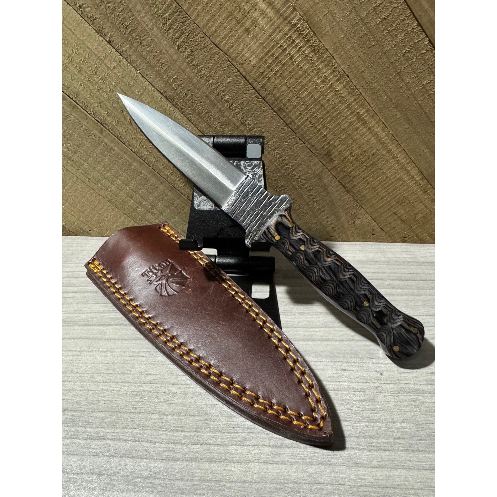 Beautiful Hand Forged Dagger Style Blade ~ BlackWash Resin Grip w/Sheath