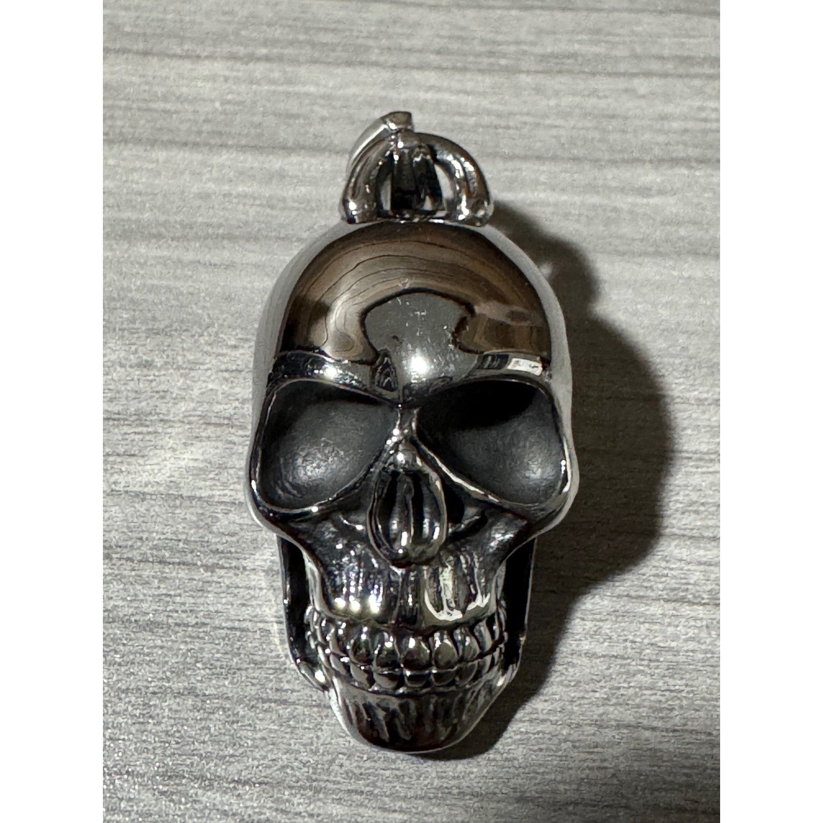Stainless Skull Pendant ~ Approx 1.5' x 1' x 1'